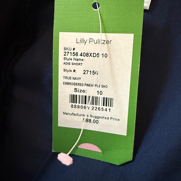 Lilly Pulitzer RARE NWT Velvet Navy Shorts with Gold Pineapple Embroidery - Picture 7 of 7